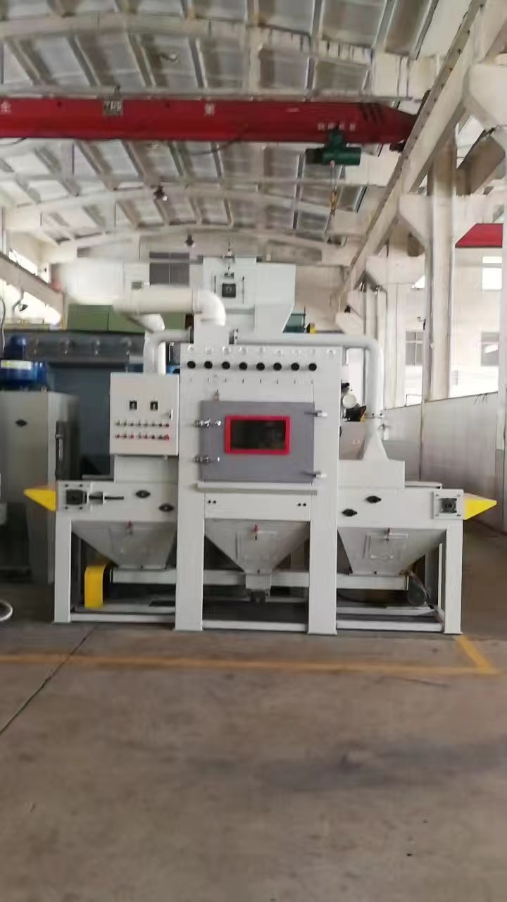 1681268742704199.jpg 輸送式噴砂機(jī)1 (2).jpg